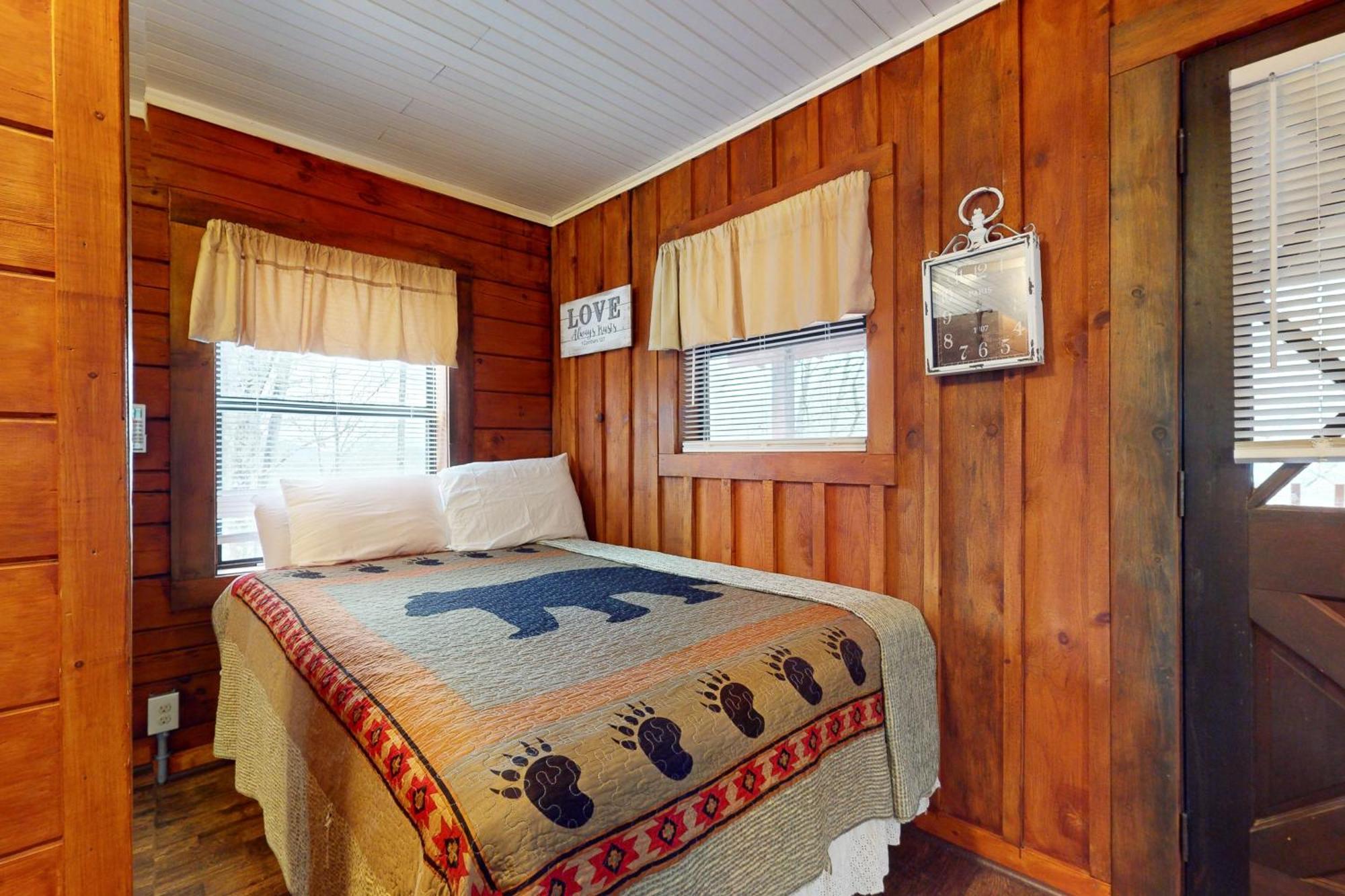 Cozy Cabin Sevierville Exterior photo